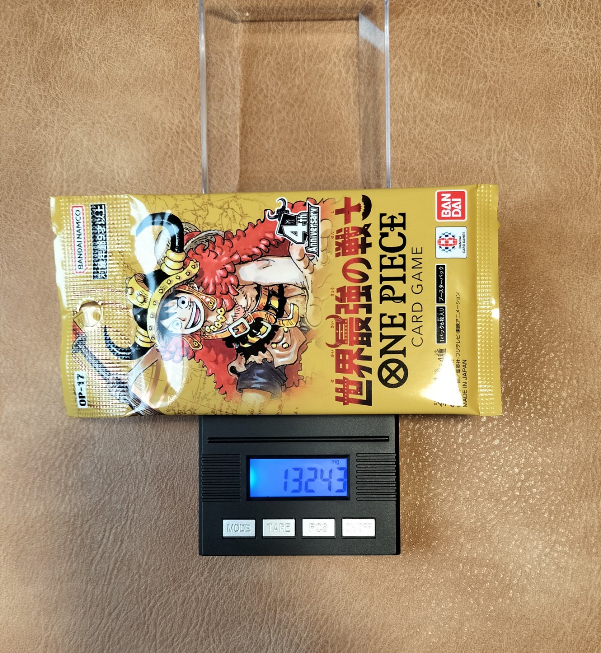 ワンピースカード 世界最強の戦士 13.243g