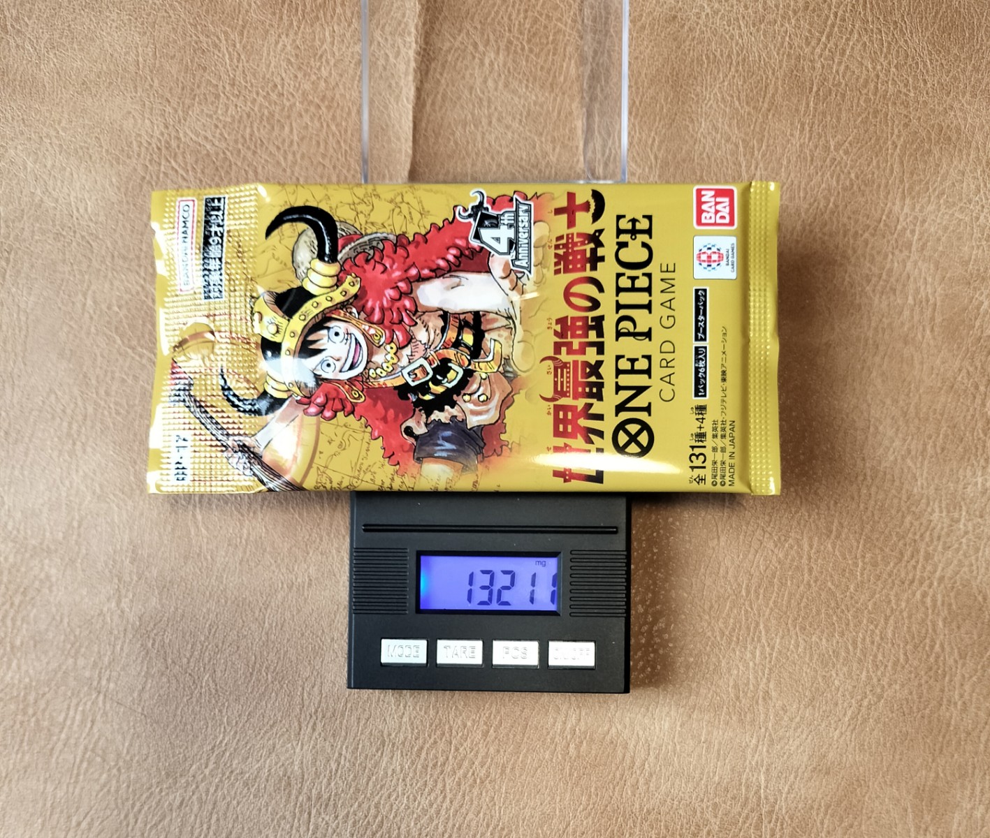 ワンピースカード 世界最強の戦士 13.211g