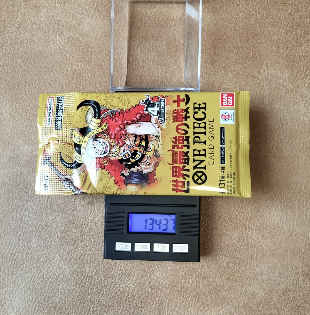 ワンピースカード 世界最強の戦士 13.437g